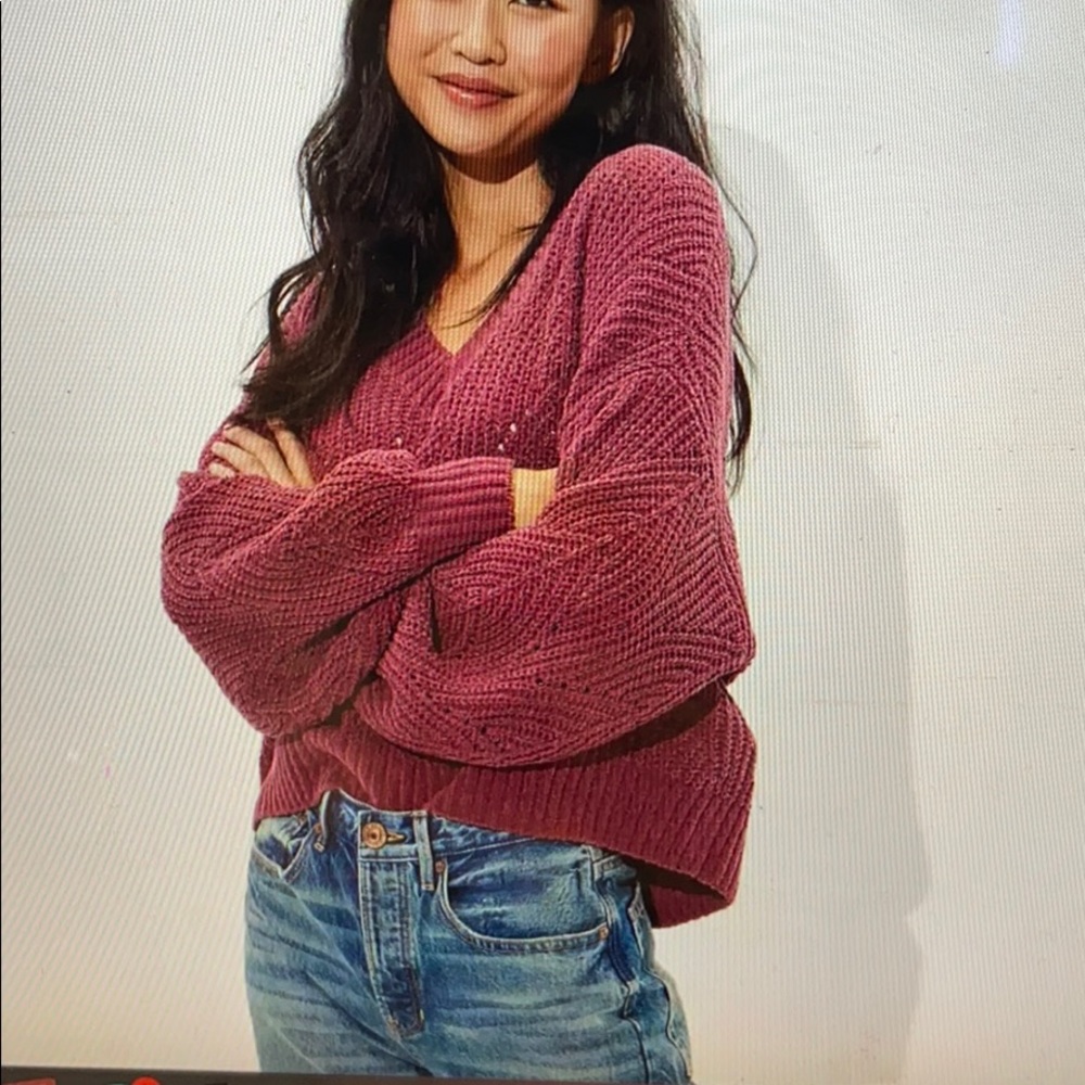 AE chenille v neck sweater